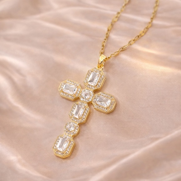 Vintage Crystal Cross Gold Necklace - Picture 2 of 5